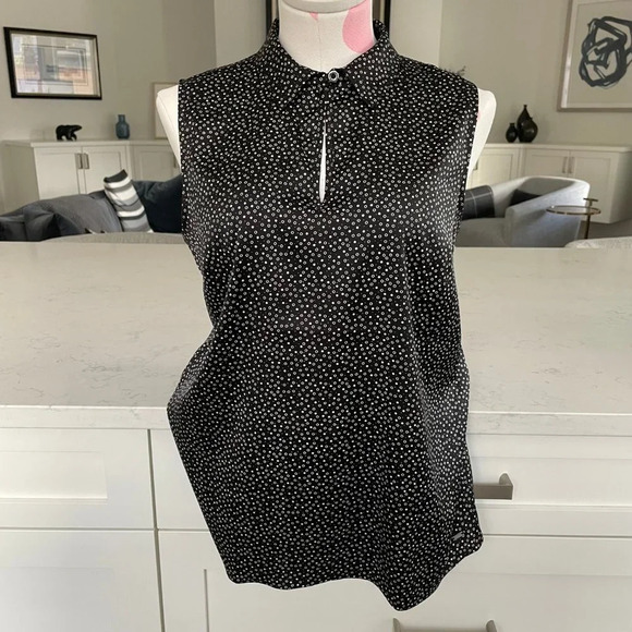 Tommy Hilfiger Sleeveless Collared Print Top w Keyhole Black + White Sz M NWOT - Picture 13 of 13